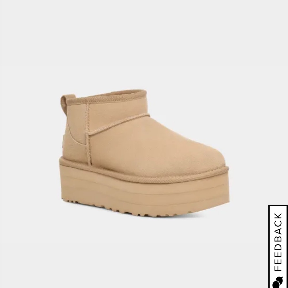 Ugg Classic Ultra Mini Platform in Mustard seed size 7